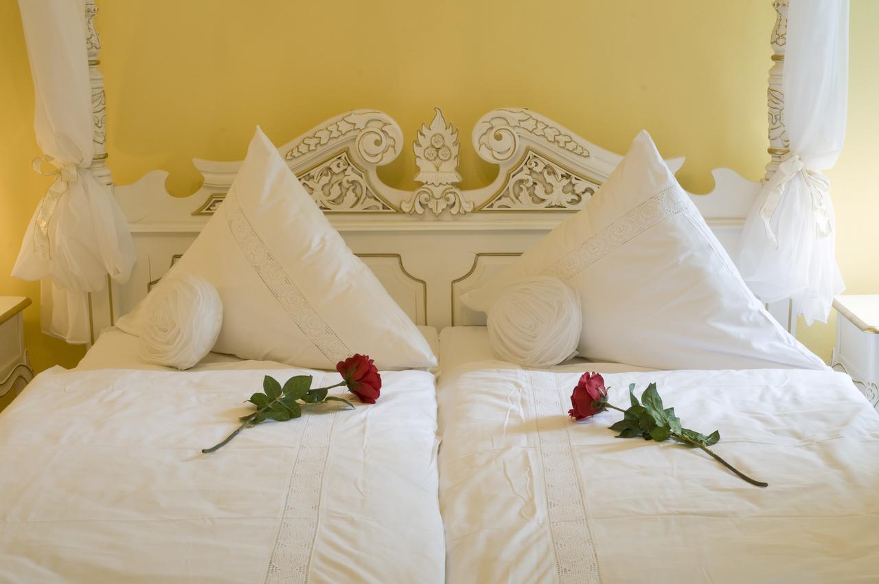 Schlosshotelgedern Zewnętrze zdjęcie
